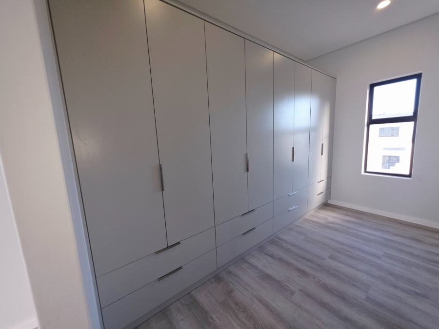 4 Bedroom Property for Sale in Sandown Western Cape